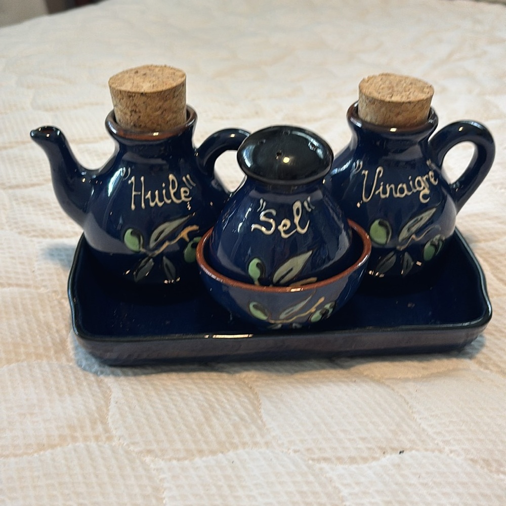 South of France 🇫🇷 Handcrafted Vintage Deep Blue Ceramic Oil, Vinegar & Salt Set